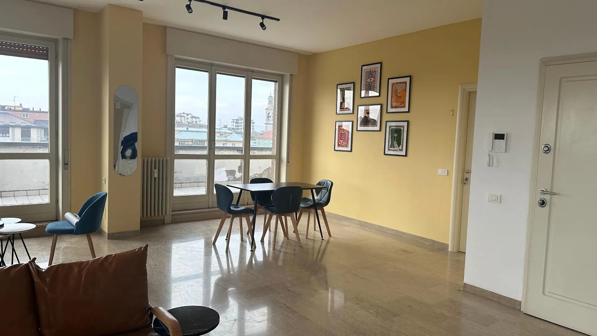Feel - Terrace Penthouse Apartment Bergamo Italy